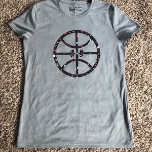 Girls Under Armour shirt